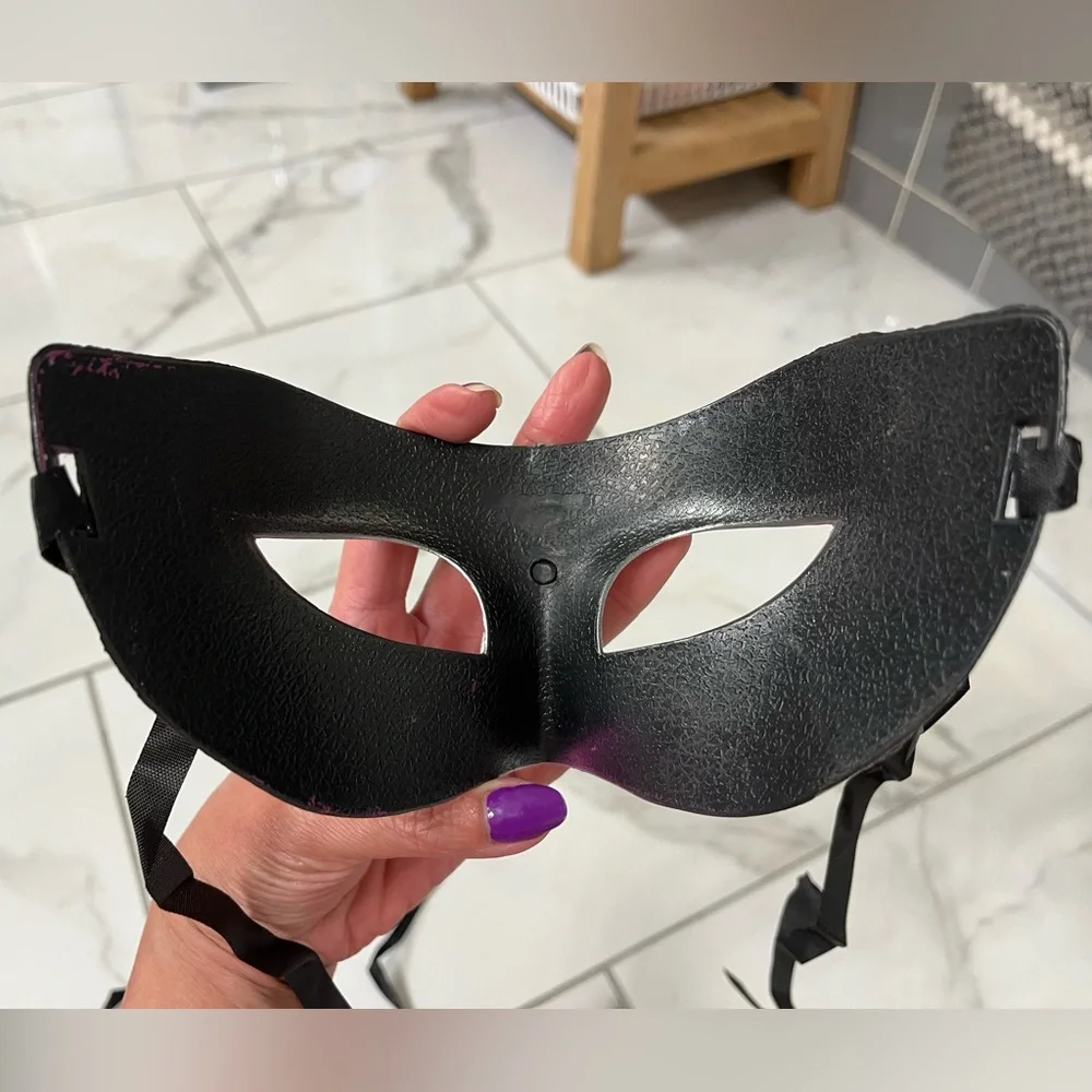 Pink & Silver Masquerade Mask Set